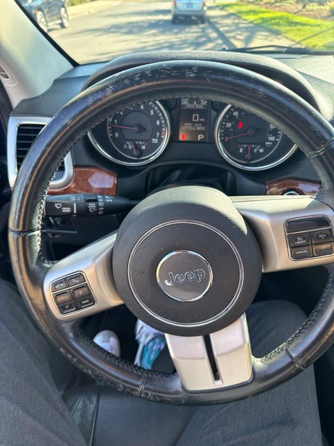 Used 2013 Jeep Grand Cherokee Limited RWD image 3