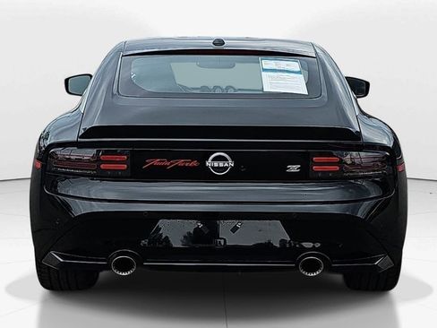 Used 2024 Nissan Z Performance w/ Floor Mat Package RWD image 7