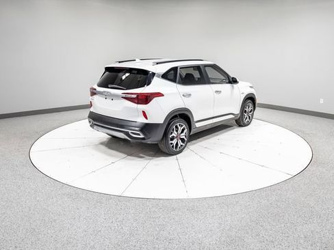 Used 2023 Kia Seltos SX w/ SX Sunroof Package image 33