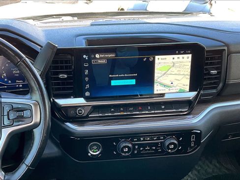 Used 2022 Chevrolet Silverado 1500 LT image 7