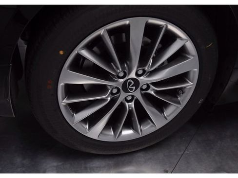 Used 2023 INFINITI Q50 Luxe w/ Cargo Package AWD/4WD image 9