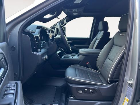 New 2026 GMC Sierra 2500 AT4X image 15