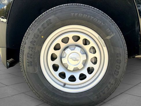 New 2026 Chevrolet Colorado W/T image 11