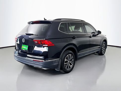 Used 2020 Volkswagen Tiguan SE FWD image 10