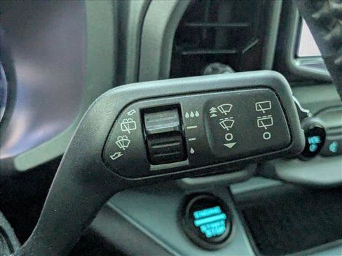 Used 2023 Ford Bronco Sport Badlands image 7