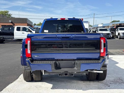 New 2026 Ford F350 Platinum AWD/4WD image 4