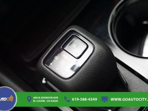 Used 2022 Nissan Rogue SV AWD/4WD image 24