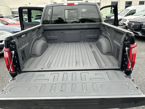 Used 2025 Ford F150 Lariat w/ Equipment Group 501A Mid AWD/4WD image 33
