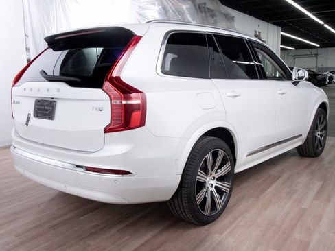 Certified 2025 Volvo XC90 T8 Plus w/ Protection Package Premier image 4