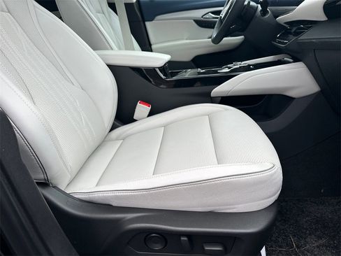 New 2025 Buick Envision Avenir image 14