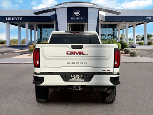Used 2021 GMC Sierra 2500 AT4 w/ Gooseneck/5TH Wheel Package AWD/4WD image 8