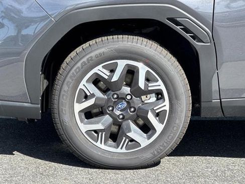 Used 2026 Subaru Forester Premium AWD/4WD image 24
