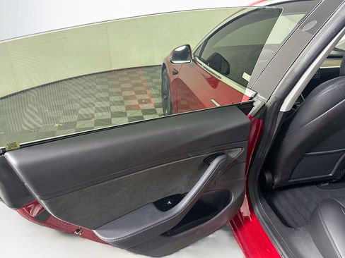 Used 2018 Tesla Model 3 Mid Range image 26