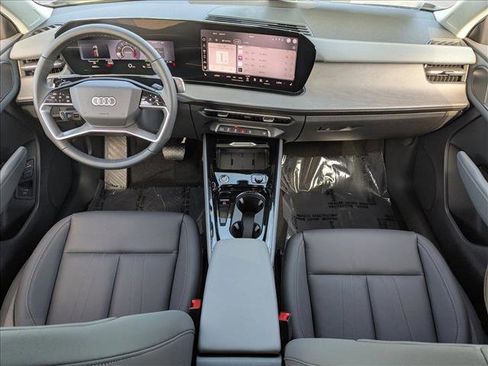 New 2026 Audi Q3 quattro 2.0T AWD/4WD image 14
