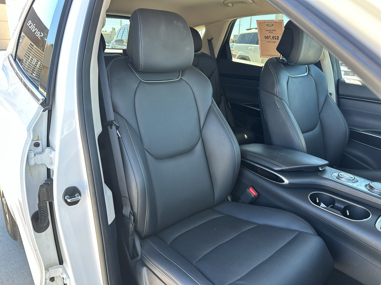 Used 2025 Genesis GV70 2.5T AWD/4WD image 29
