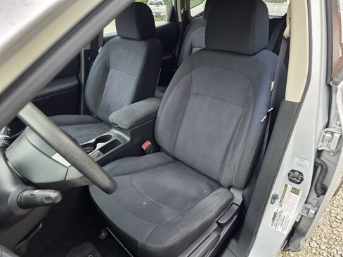 Used 2014 Nissan Rogue S w/ Convenience Package AWD/4WD image 11