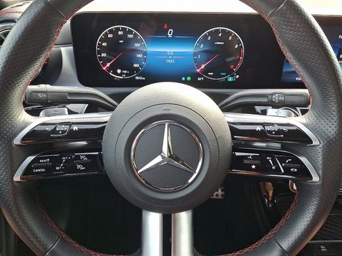 Certified 2025 Mercedes-Benz CLA 250 4MATIC image 19