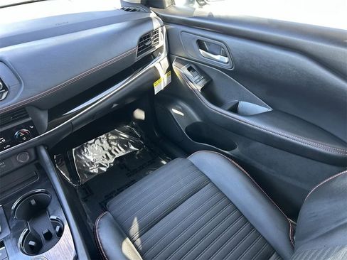 New 2026 Nissan Rogue SV AWD/4WD image 20