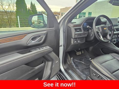 Used 2024 Chevrolet Tahoe Premier AWD/4WD image 22