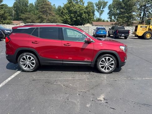 Used 2020 GMC Terrain SLT w/ Preferred Package FWD image 5