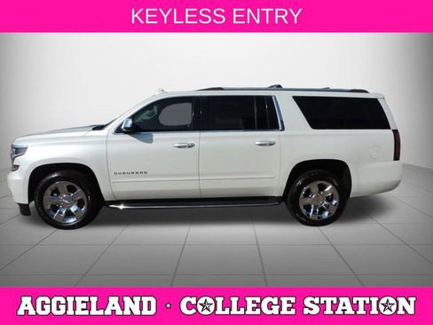 Used 2018 Chevrolet Suburban Premier AWD/4WD image 7