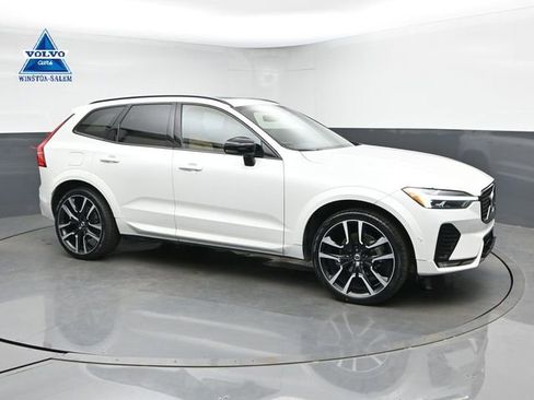 Used 2024 Volvo XC60 B5 Ultimate AWD/4WD image 1