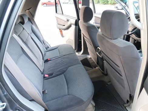 Used 2004 Toyota 4Runner Sport image 18