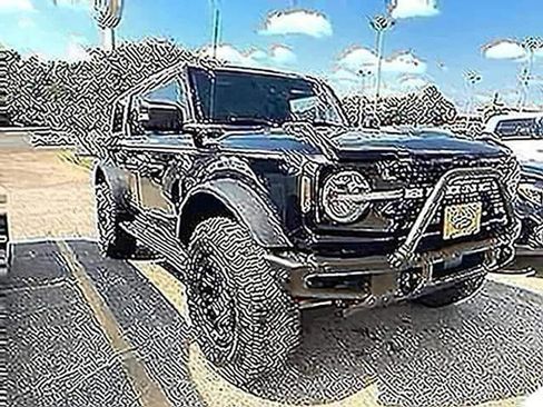 Used 2023 Ford Bronco Wildtrak AWD/4WD image 3