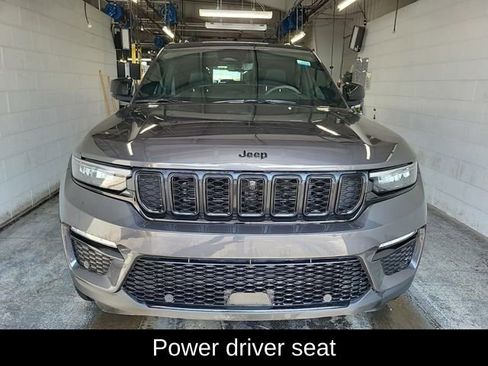 Used 2024 Jeep Grand Cherokee Limited w/ Luxury Tech Group II AWD/4WD image 9