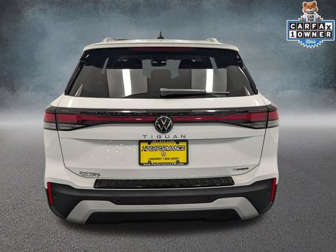Used 2025 Volkswagen Tiguan S AWD/4WD image 5