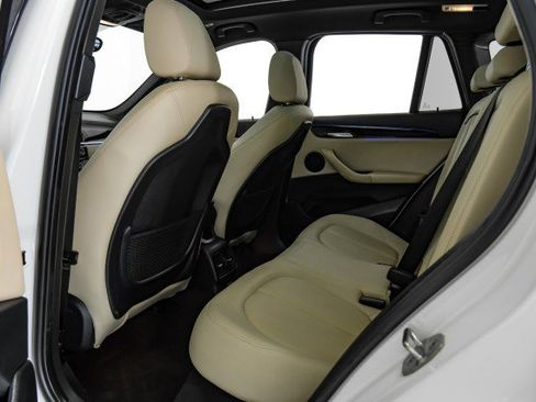 Used 2022 BMW X1 xDrive28i w/ Premium Package image 35