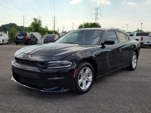 Used 2023 Dodge Charger SXT RWD image 11