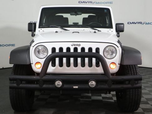 Used 2013 Jeep Wrangler Sport AWD/4WD image 13