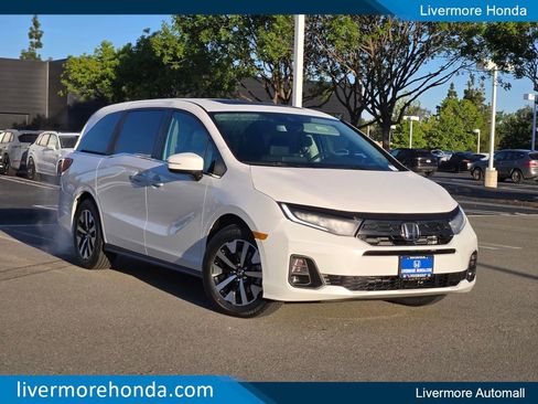 New 2026 Honda Odyssey EX-L image 1