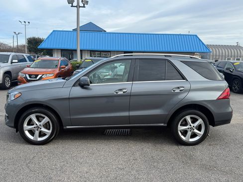 Used 2018 Mercedes-Benz GLE 350 4MATIC image 2