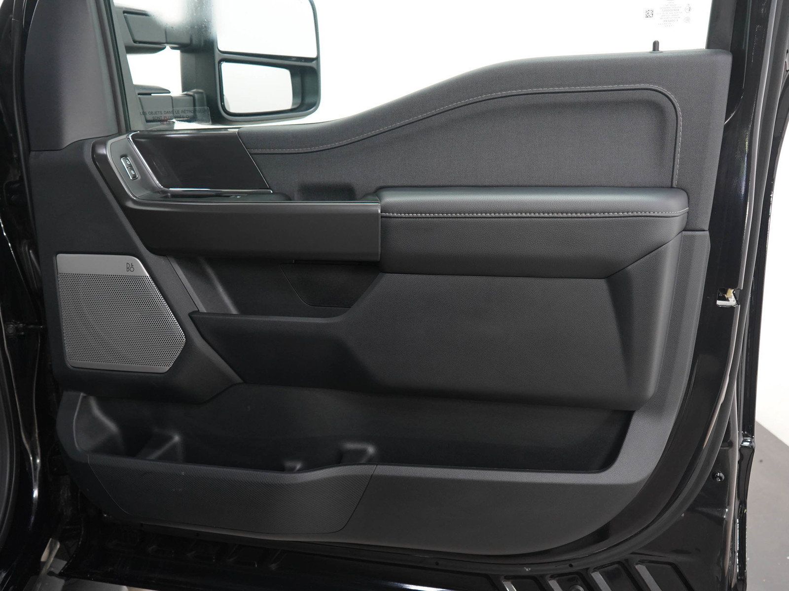 Used 2025 Ford F150 Lariat AWD/4WD image 12
