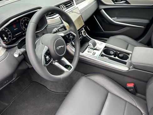 New 2024 Jaguar XF R-Dynamic SE AWD/4WD image 4