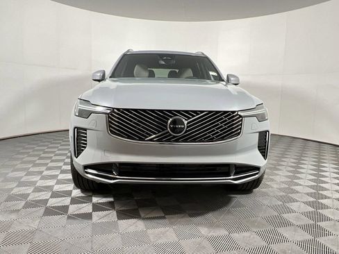 New 2026 Volvo XC90 B6 Plus w/ Protection Package Premier AWD/4WD image 3
