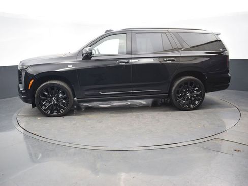 Certified 2026 Cadillac Escalade Platinum Sport w/ LPO, ONYX Package image 2