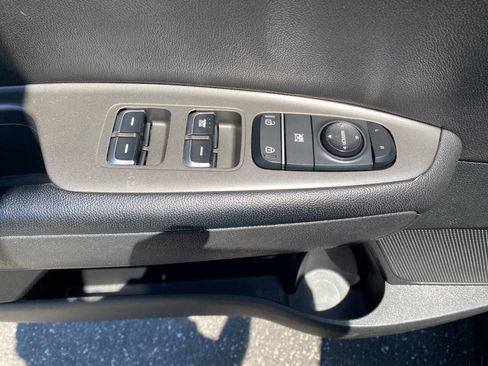 Used 2020 Kia Optima LX FWD image 12