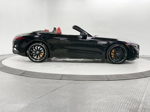 Certified 2022 Mercedes-Benz SL 63 AMG 4MATIC image 38