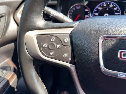 Used 2023 GMC Acadia Denali w/ Black Diamond Edition AWD/4WD image 33