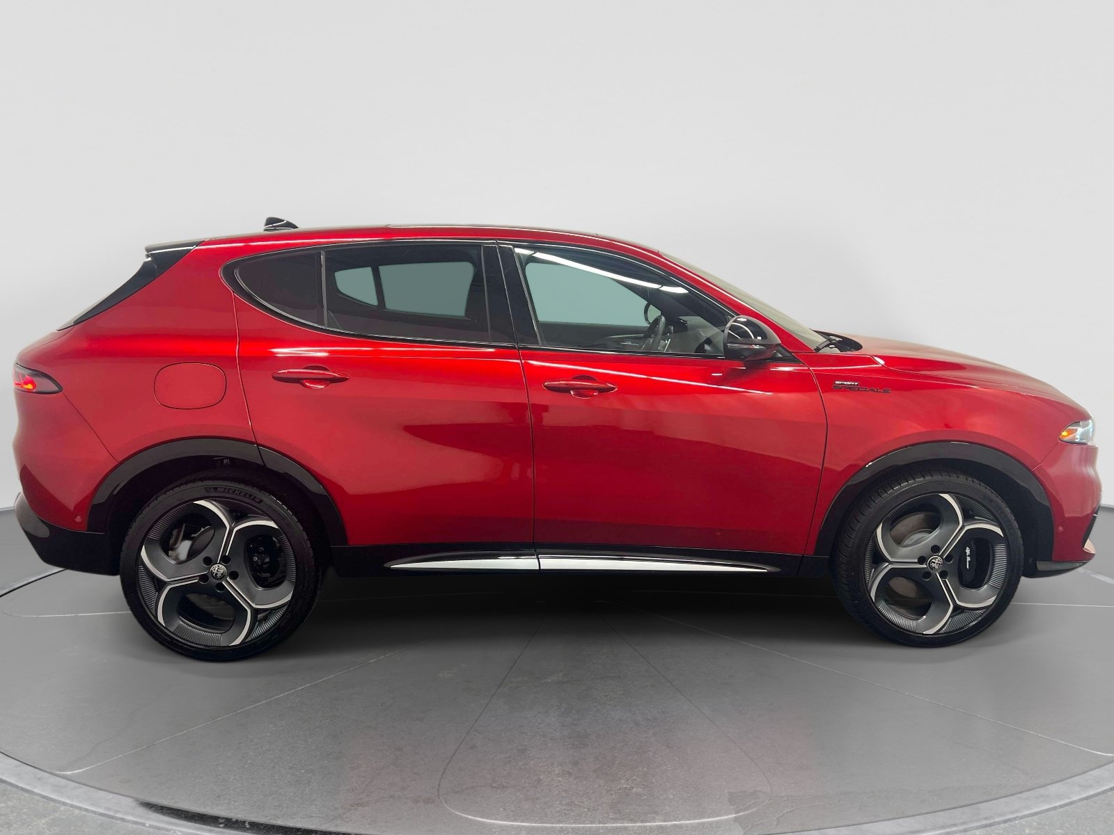 Used 2026 Alfa Romeo Tonale w/ Active Assist Package AWD/4WD image 6