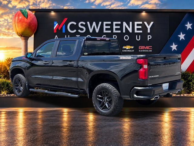 Used 2024 Chevrolet Silverado 1500 Custom Trail Boss AWD/4WD image 3