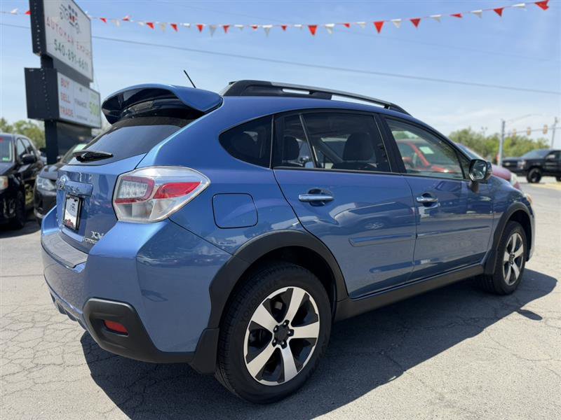 Used 2014 Subaru Crosstrek Touring AWD/4WD image 6