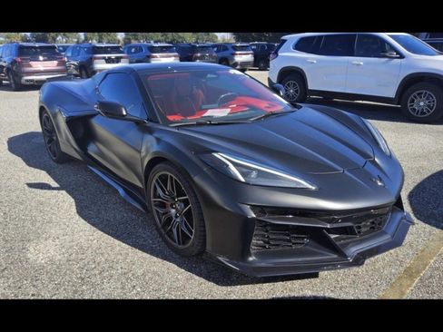 Used 2024 Chevrolet Corvette Z06 w/ Stealth Interior Trim Package image 6