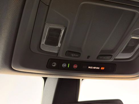 Used 2019 Chevrolet Silverado 1500 LT w/ All-Star Edition AWD/4WD image 44