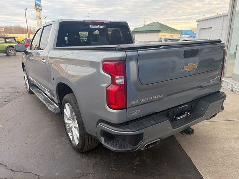 Used 2023 Chevrolet Silverado 1500 High Country w/ High Country Premium Package AWD/4WD image 14
