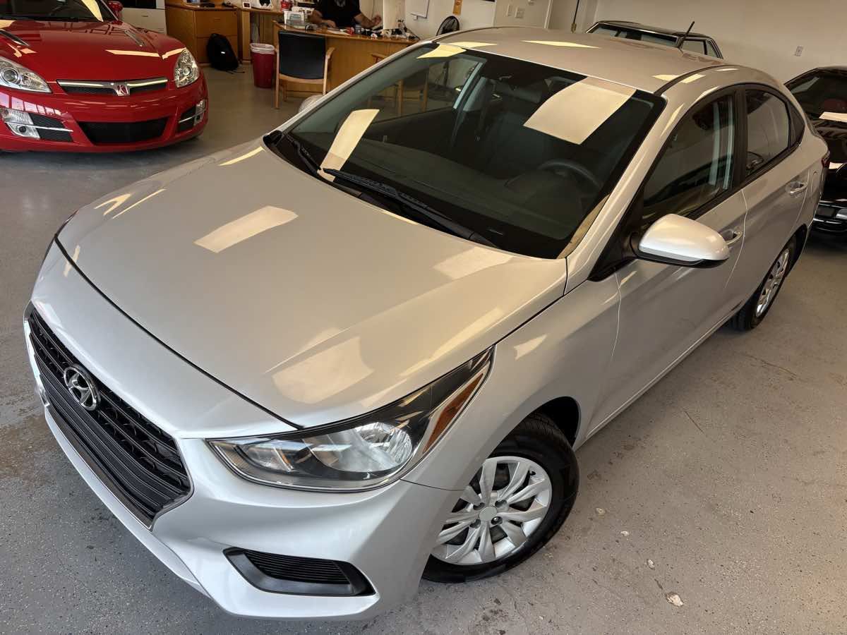 Used 2022 Hyundai Accent SE FWD image 7