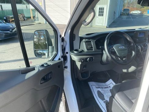 Used 2024 Ford Transit 250 Low Roof w/ Exterior Upgrade Package image 10